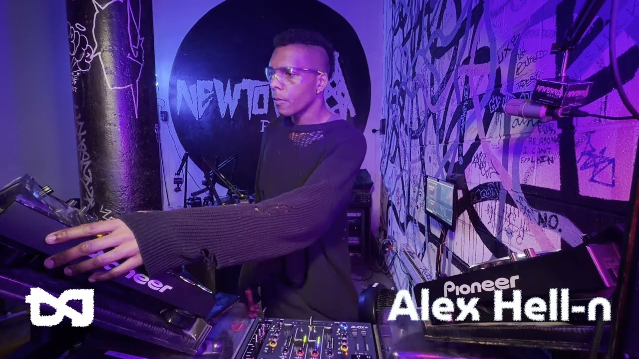 Alex Hell-n | Hypnotic, Minimal & Percussive Techno DJ Set | tension/release 004 @ Newtown Radio