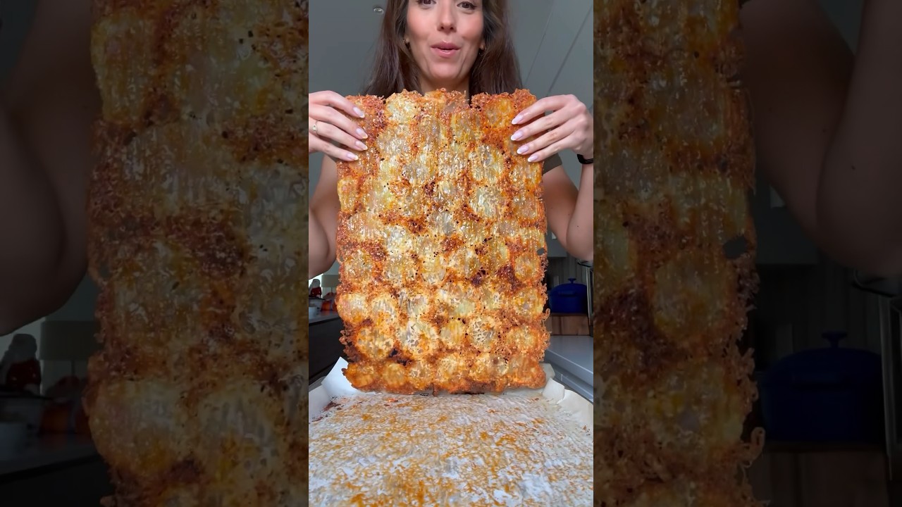I can&rsquo;t stop making these Crispy Parmesan Potato Chips #shorts