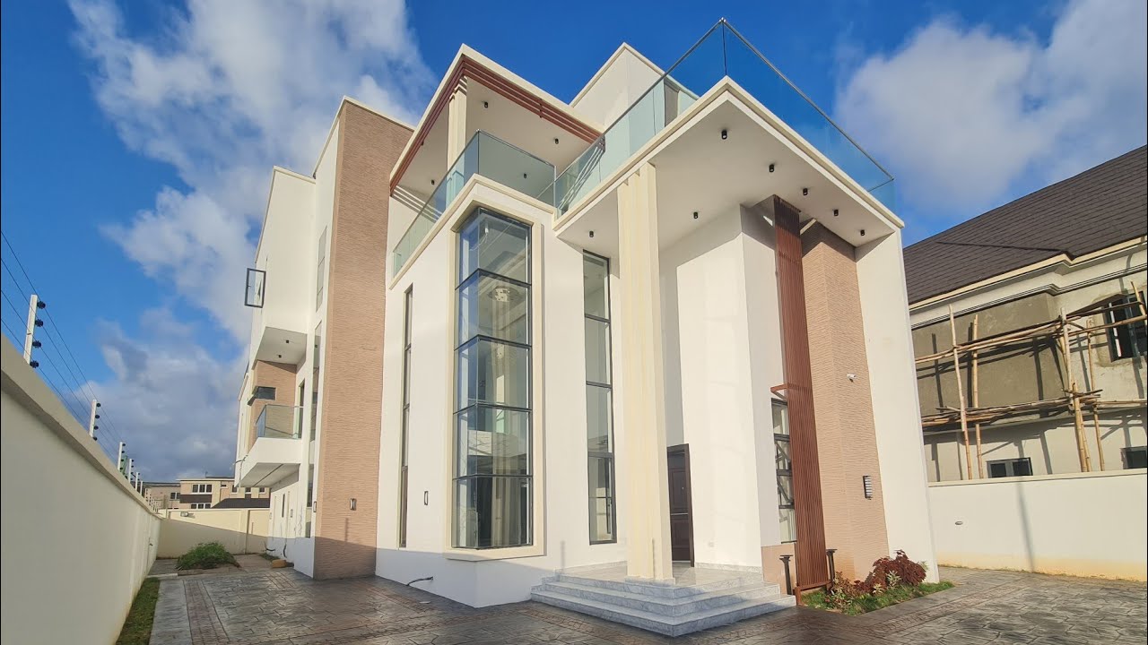 The Best ₦550m House In ARCADIA GROVE ESTATE, Osapa, Lekki