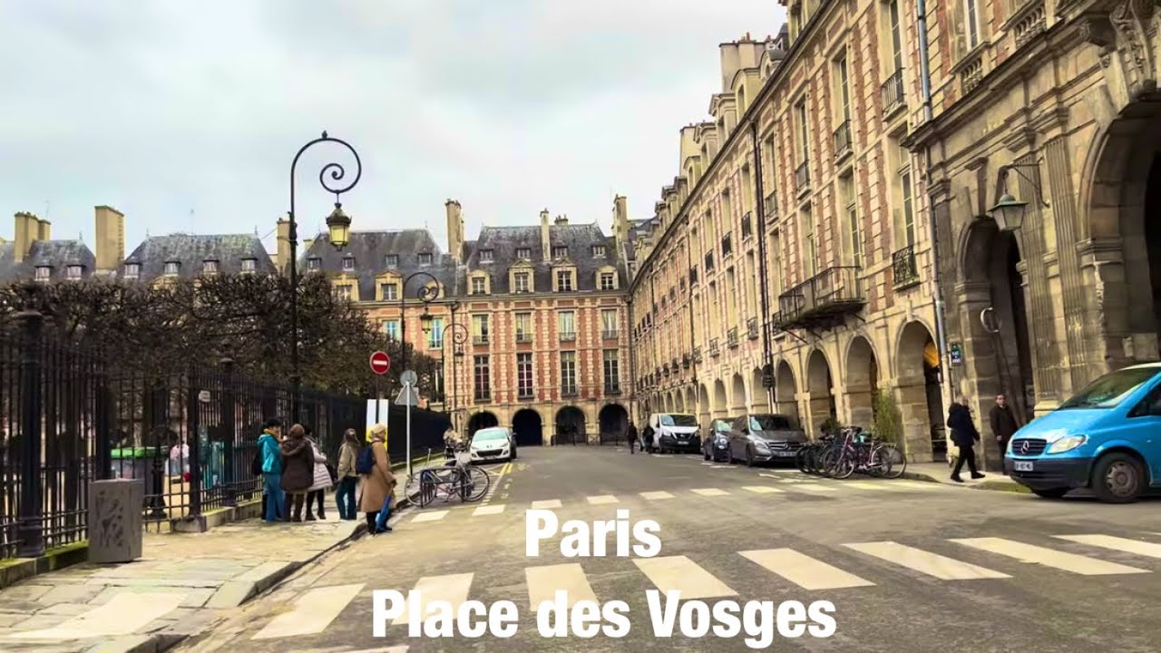 Paris city walks   Place des Vosges   Paris, France 4K