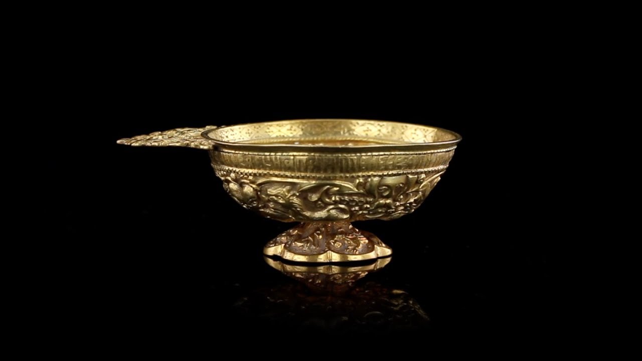 ANTIQUE 17thC RUSSIAN SILVER GILT CHARKA c 1680