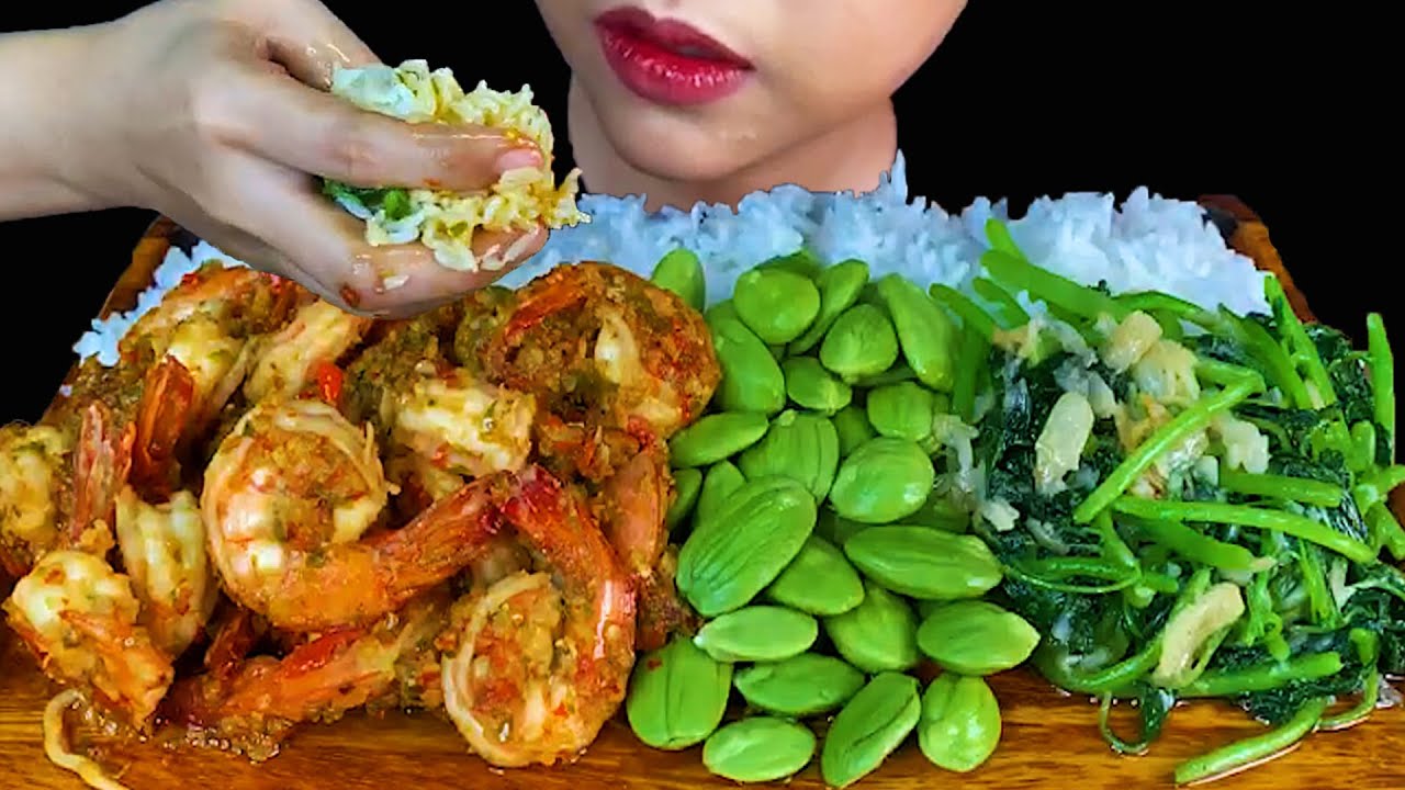 STIR FRY SHRIMP WIHT CHILLI AND GARLIC, STIR FRY GREEN AMARANTH LEAVES, STINK BEANS ( PETAI )