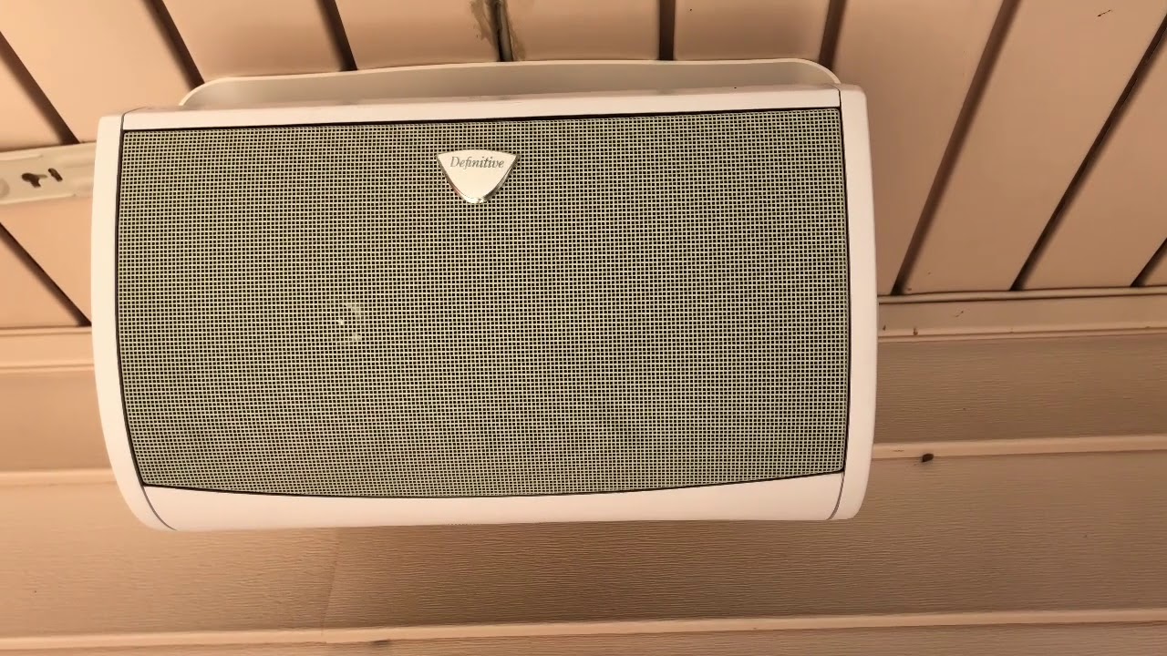 Yamaha AW 350 VS Definitive Technology AW 6500