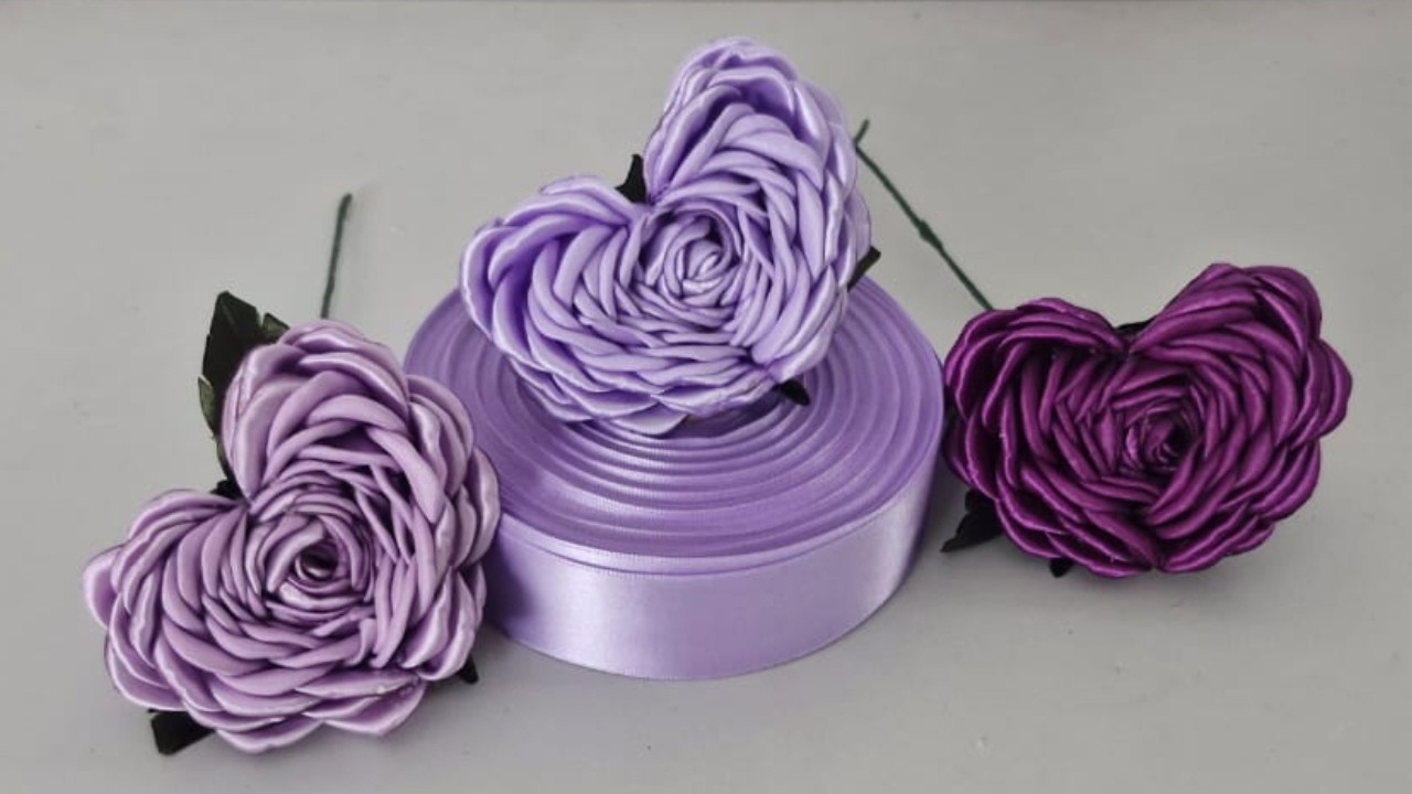Aprende hacer rosa coraz&oacute;n 😊🌹/ tutorial de rosas eternas 💖