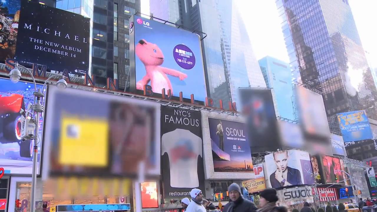 LG Interactive Billboard in Times Square