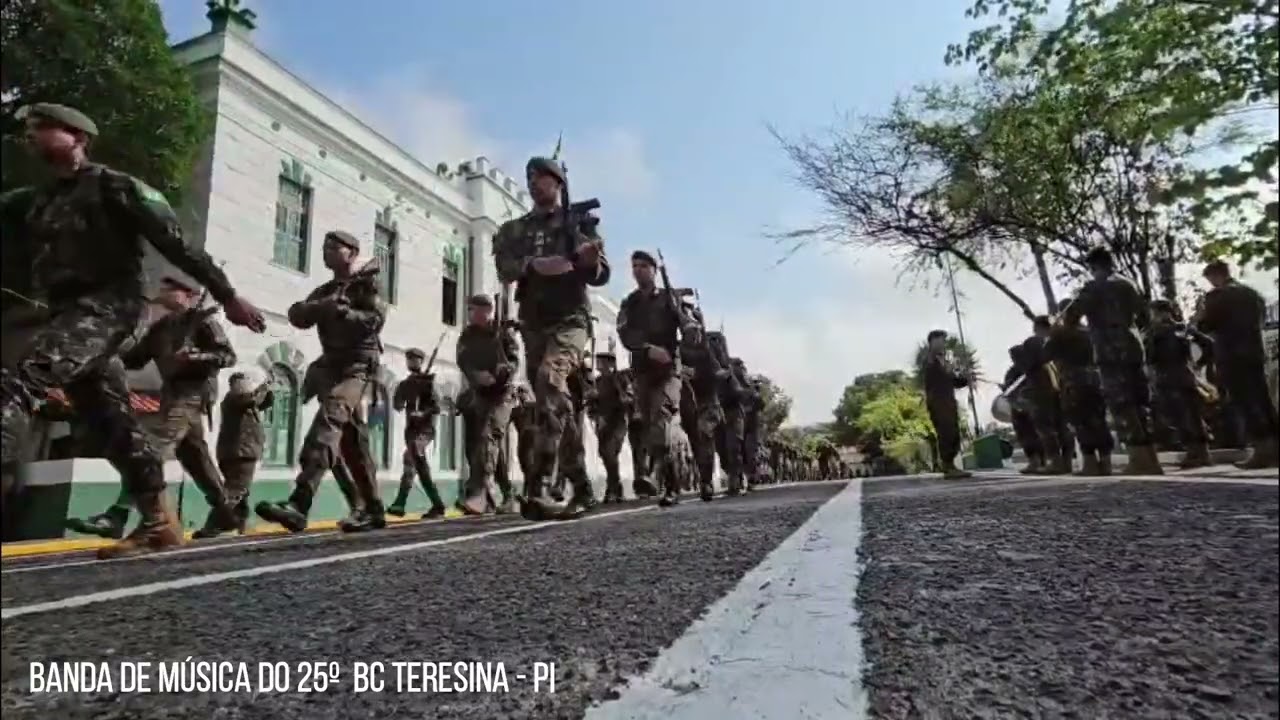 GENERAL RIBEIRO (DESFILE COM O DOBRADO CMT RIBEIRO)