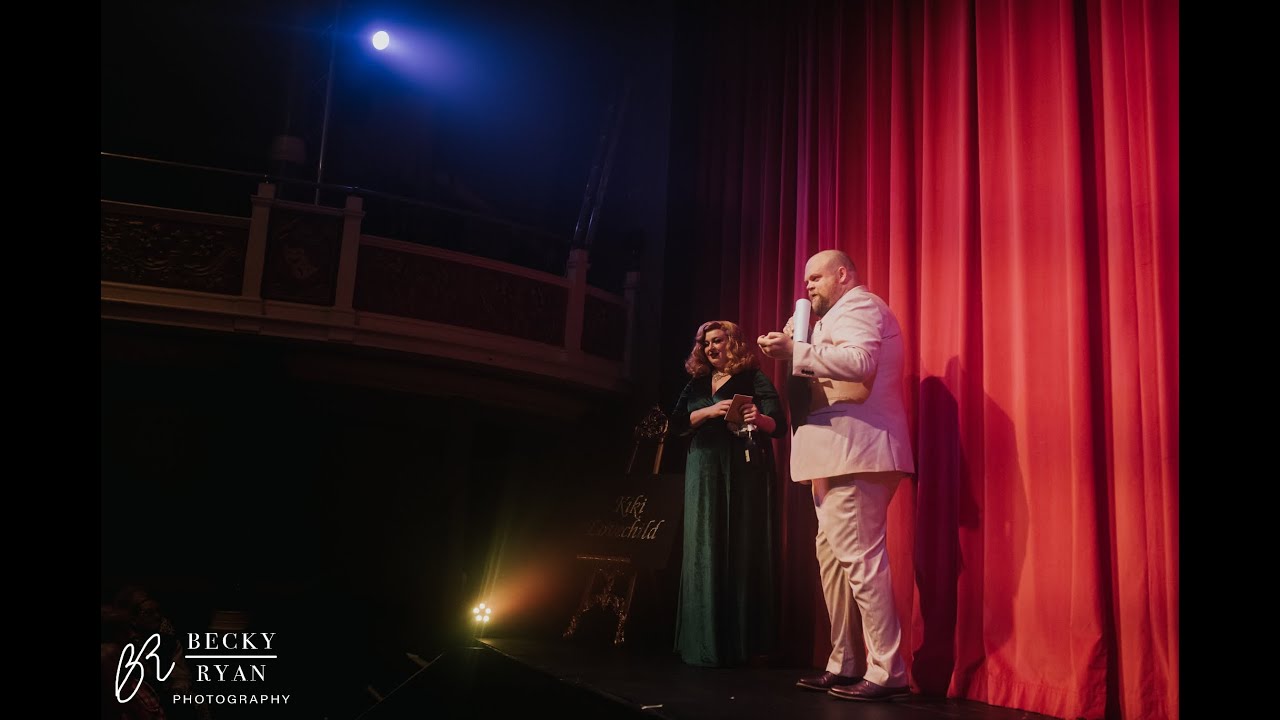 Stage Door Johnny sings 'Don't Tell Mama' at The Peacock Lounge Burlesque & Cabaret 17/09/22