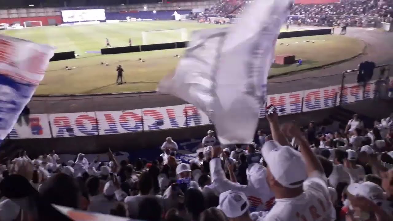 Aquecimento Bateria Torcida Fúria Independente - Jogo dos 100 MIL - Paraná Clube 6x2 Grêmio Maringá