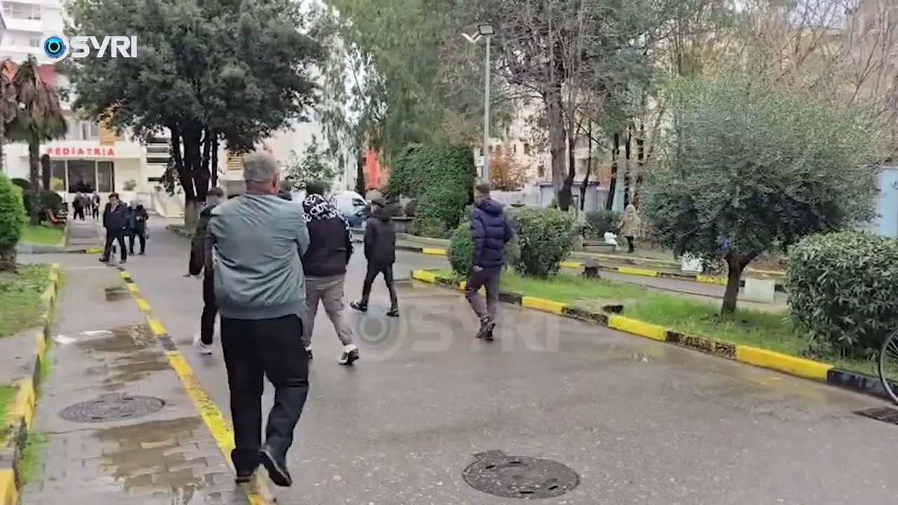 Durrës, konflikt mes dy nxënësve, plagoset disa herë me thikë një 15 vjeçar