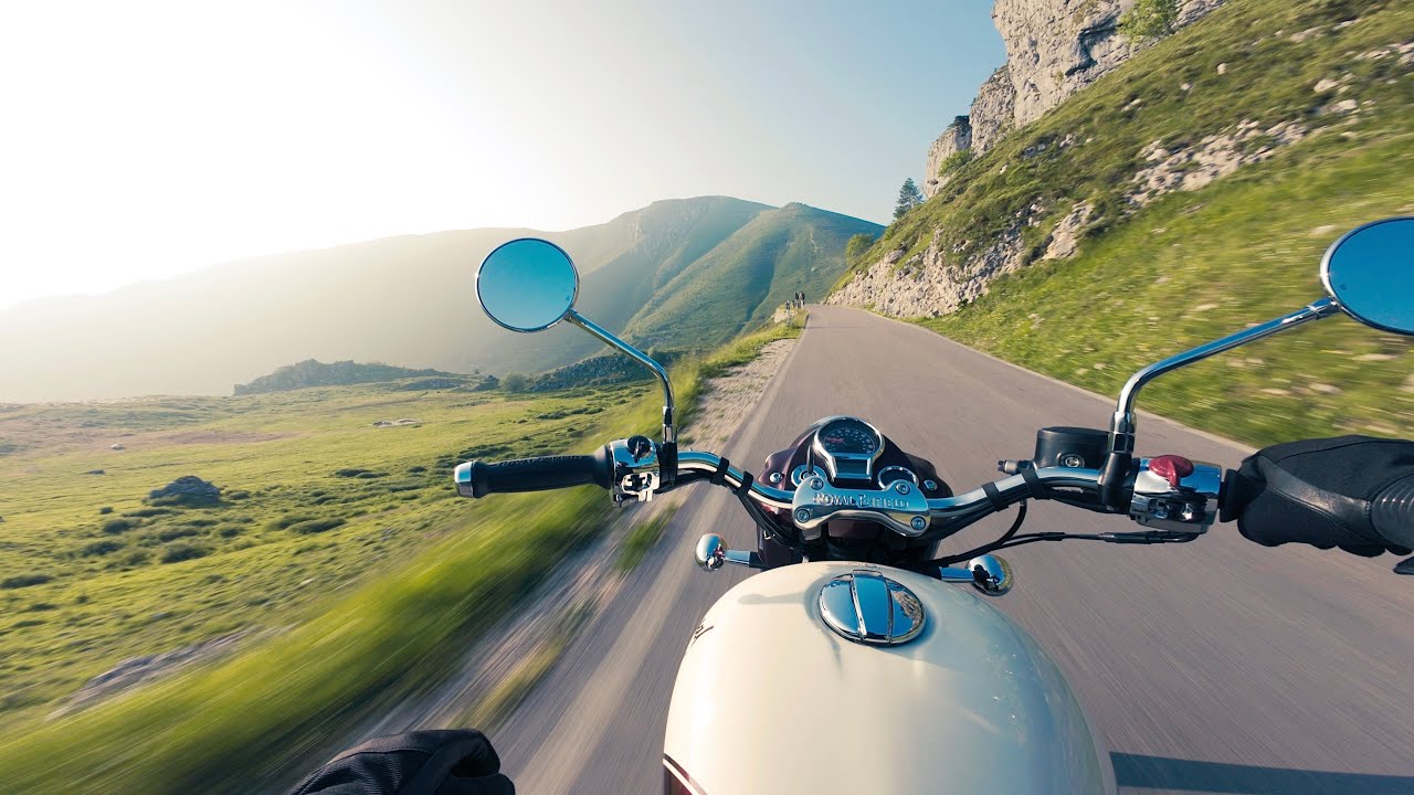 I live for moments like this | Relaxing & Cinematic Motorcycle Ride