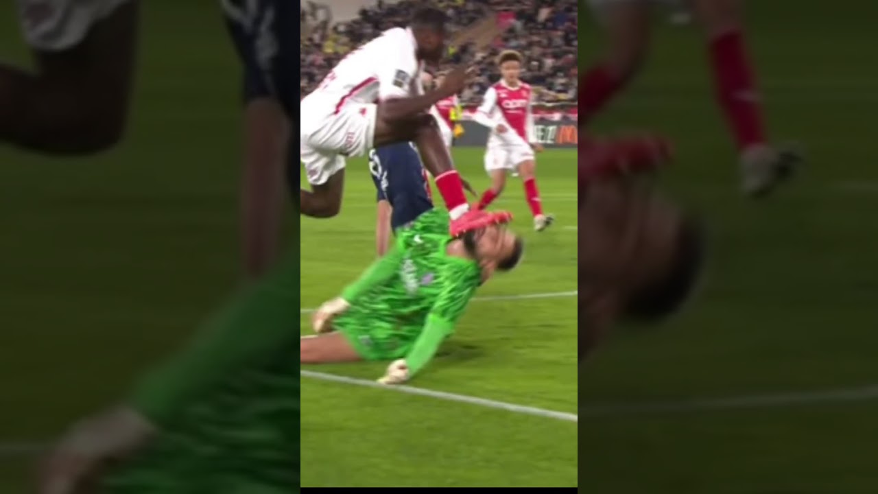 🟥😲Crazy foul on the goalkeeper☠️  Donnarumma, Monaco x PSG