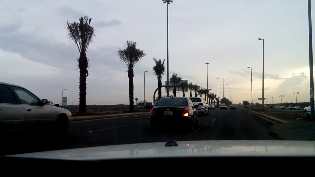 طريق الملك عبد العزيز المدينة المنورة