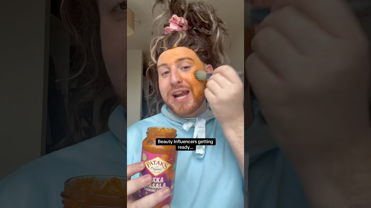 BEAUTY INFLUENCERS GETTING READY 