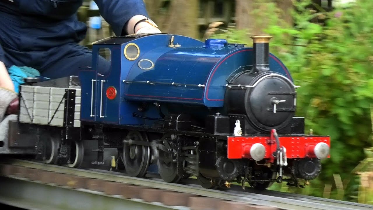 Trains SPEED through the 'woods'!!! Warrington & District Model Engineering Society, 9th July 2023