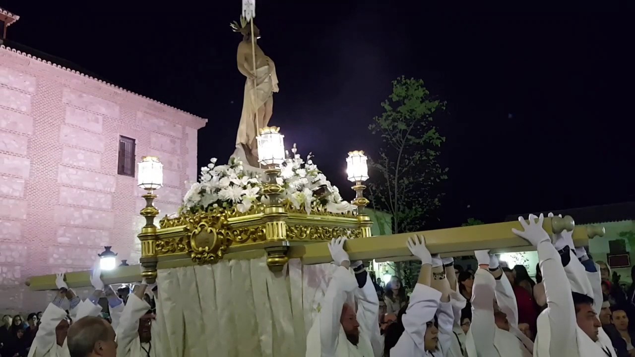 SEMANA SANTA FUENSALIDA SÁBADO SANTO. PROCESIÓN DEL ENCUENTRO CON JESÚS RESUCITADO.