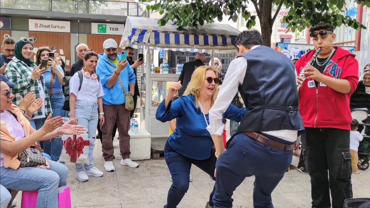 Kadıköy Sokak Sanatçıları...👌👏🌟💯🎉🎉