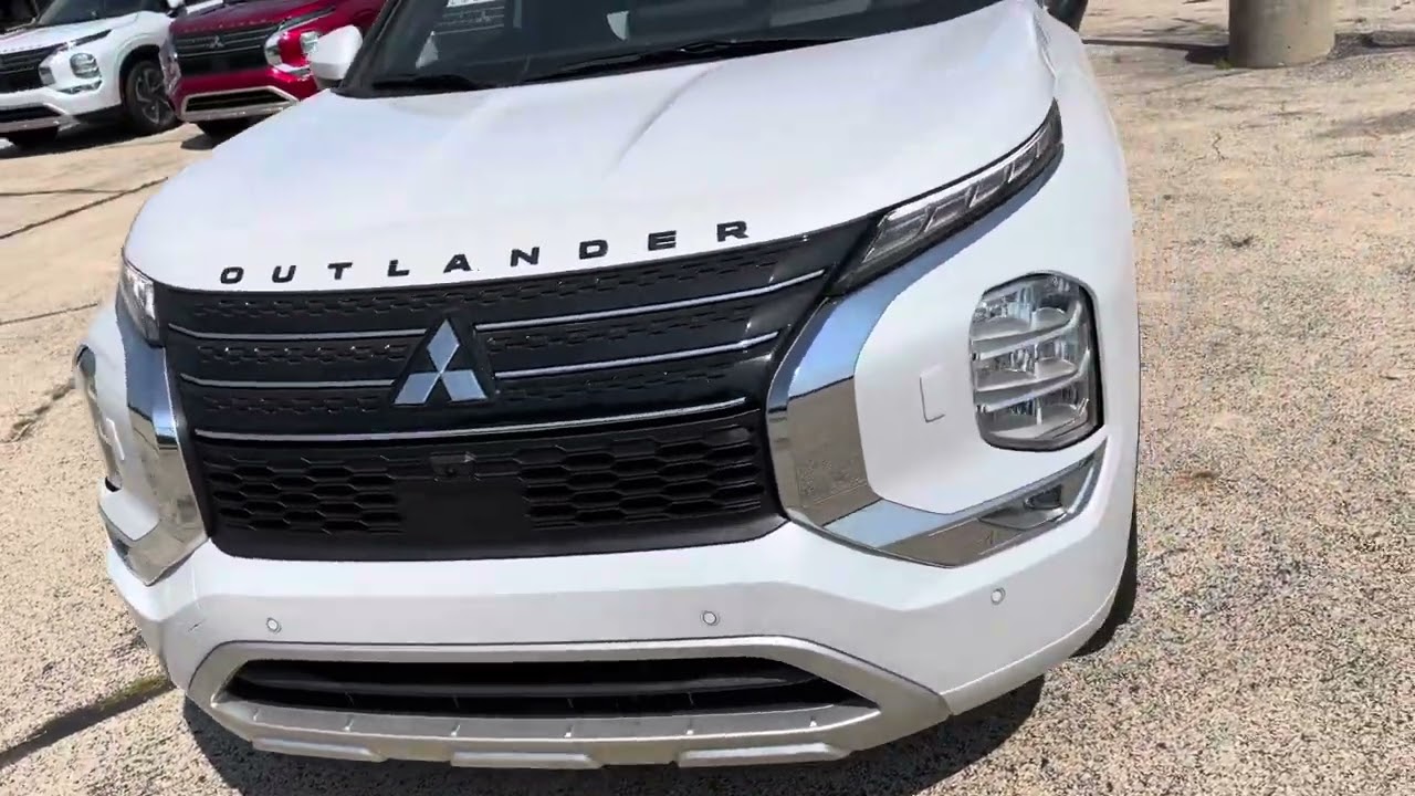 2024 outlander at max madsen
