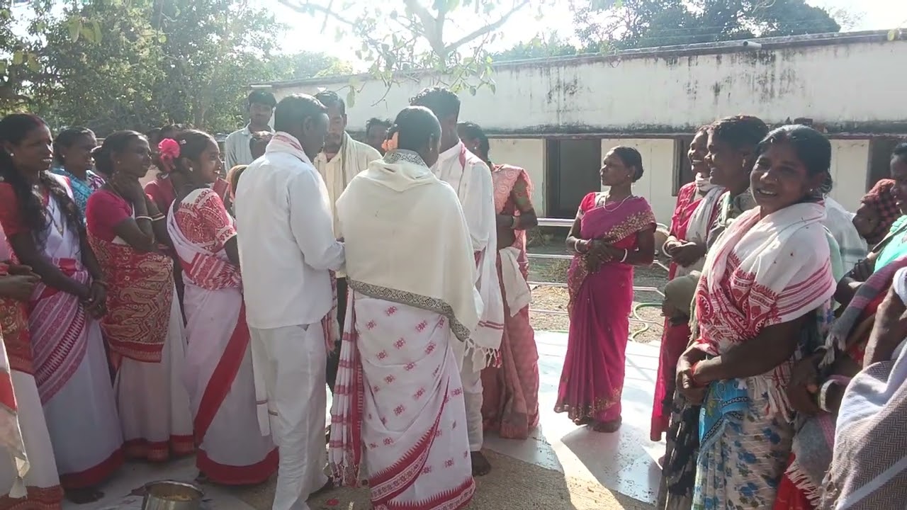 Sar Naam shaadi karne ka dekh sakte hain per uska video prakash oraon 