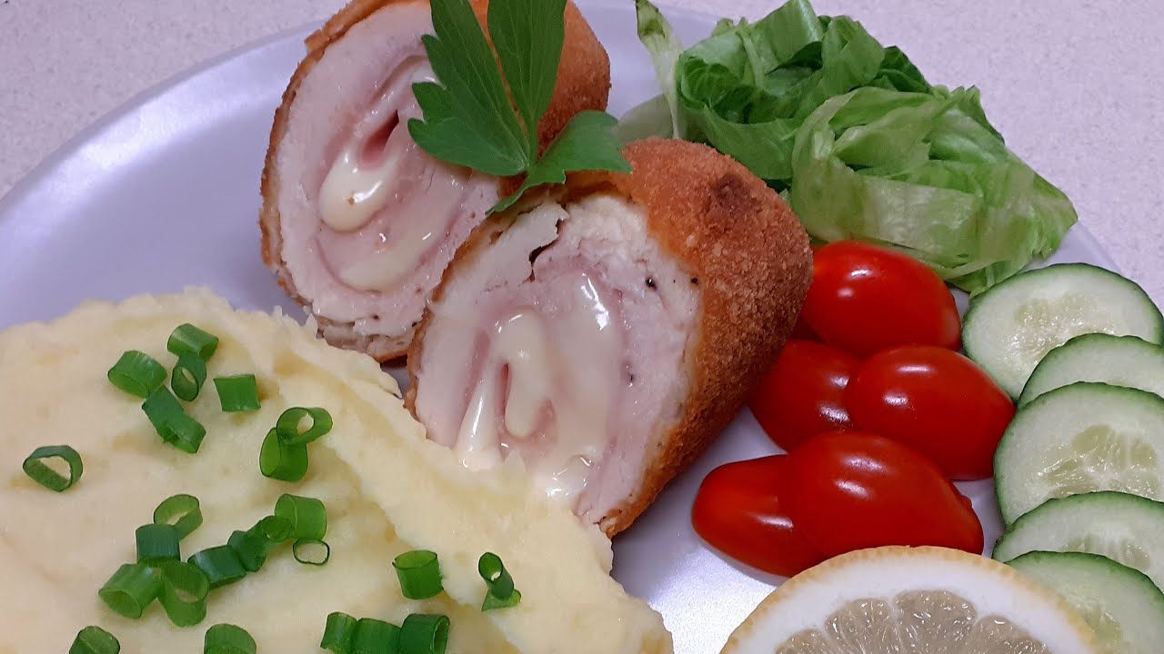 Kuřecí rolky se šunkou a sýrem, s nivou a herkulesem a bramborová kaše (a ještě to samé z krkovičky)