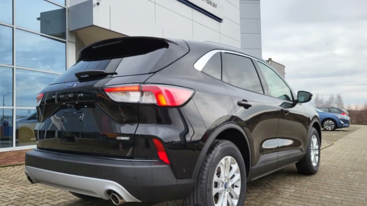 Ford Kuga Titanium  vs Titanium X