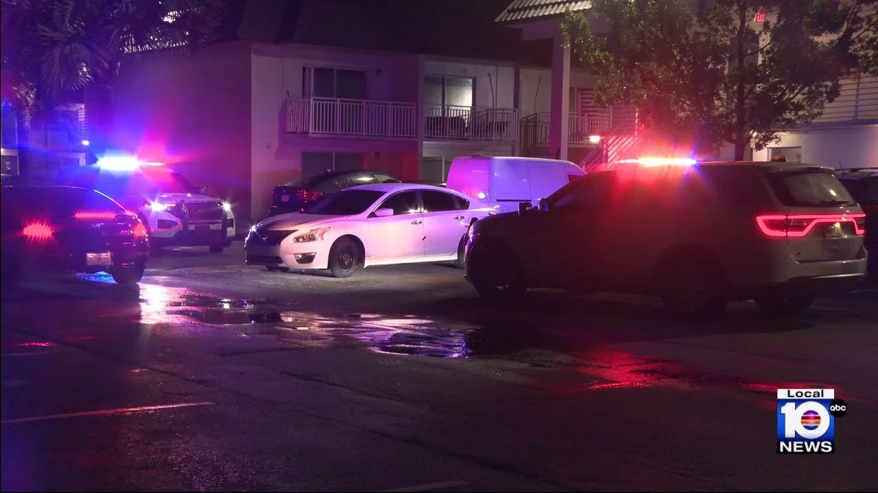 Boy, 2, accidentally shoots himself with mother’s gun in Miami Gardens