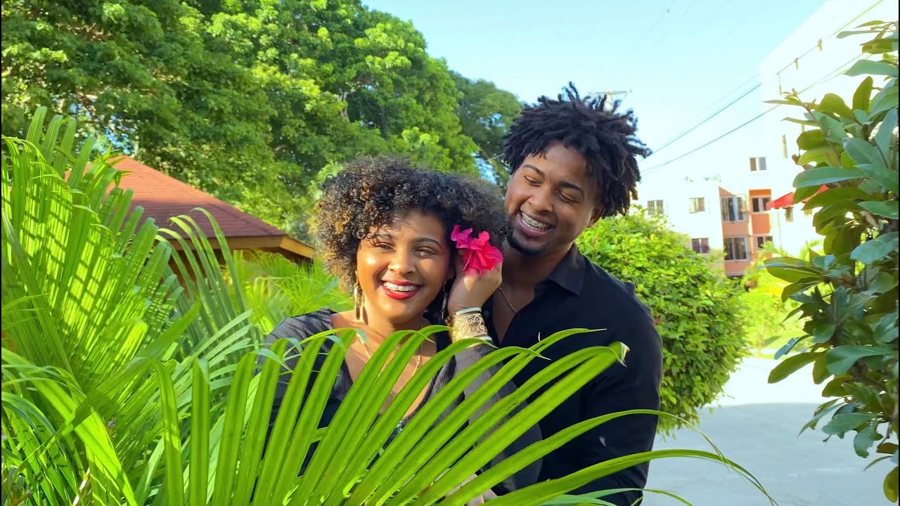 EmmaKings & @scarletevang - Me Enamoré (Official Video) 4K