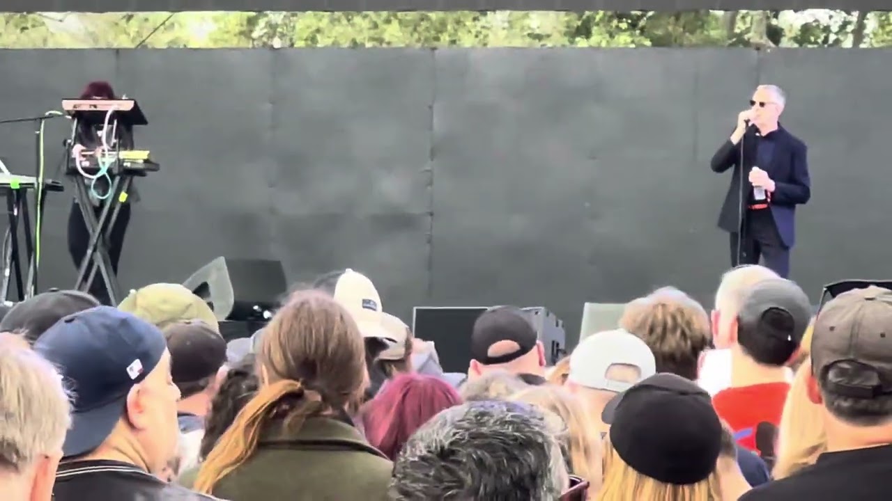 Blancmange - Reduced Voltage @ Cruel World Festival 2025
