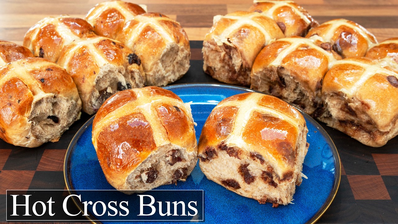 Hot Cross Buns: 2 Versions, Fruit and Chocolate