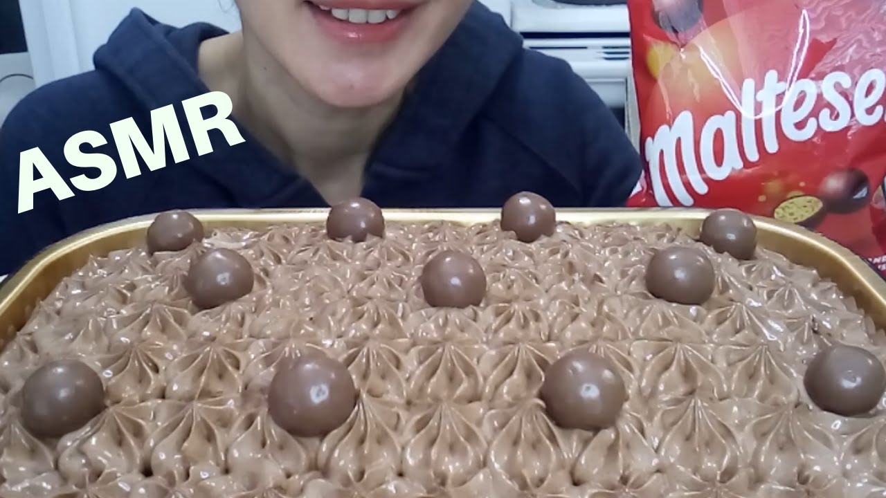 ASMR McCain Deep and Delicious Chocolate Cake | EATING SOUNDS (No Talking) [Mukbang] - YeeSu ASMR