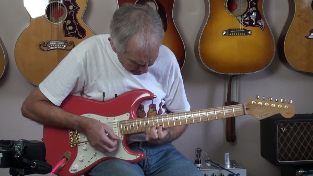 Rhythm of the rain.  Cascades instrumental cover by Phil McGarrick  Free Tabs