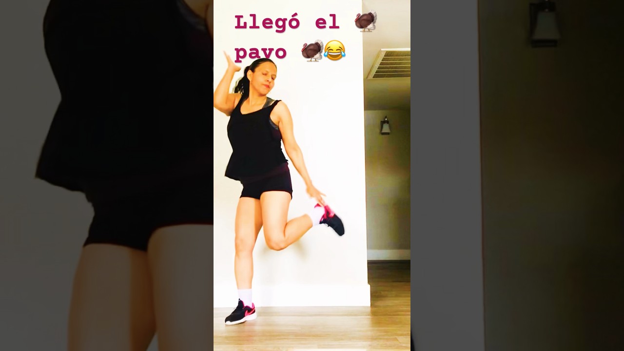 Llego el 🦃// #zumbacardio #dancefitness #zumbaclass #dance #zumbachoreos #danceworkout #easyzumba