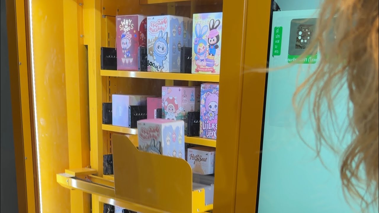 Labubu w Tajlandii jak kupić z automatu 