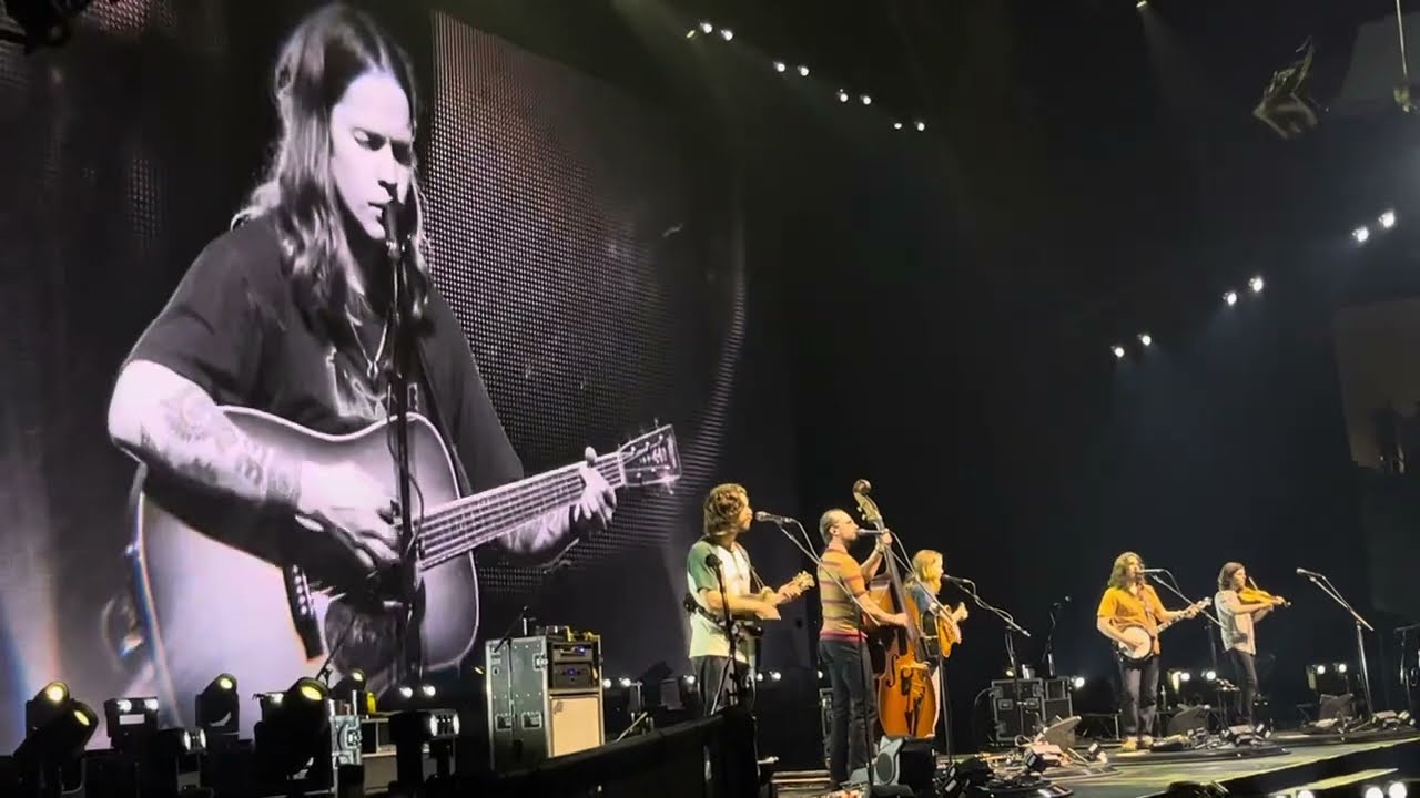 Running On Empty (Jackson Browne) Billy Strings 4/17/2024 Enmarket Arena, Savannah, GA