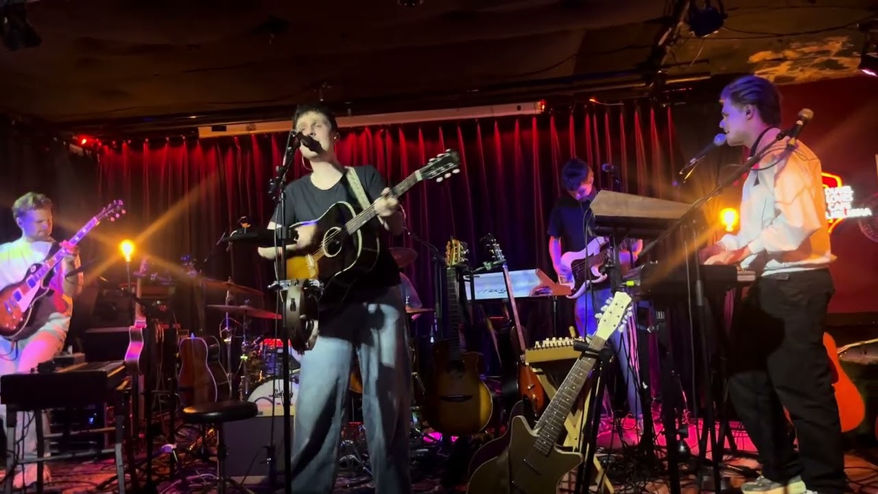 Melle “Old Summers” café Wilhelmina Eindhoven 