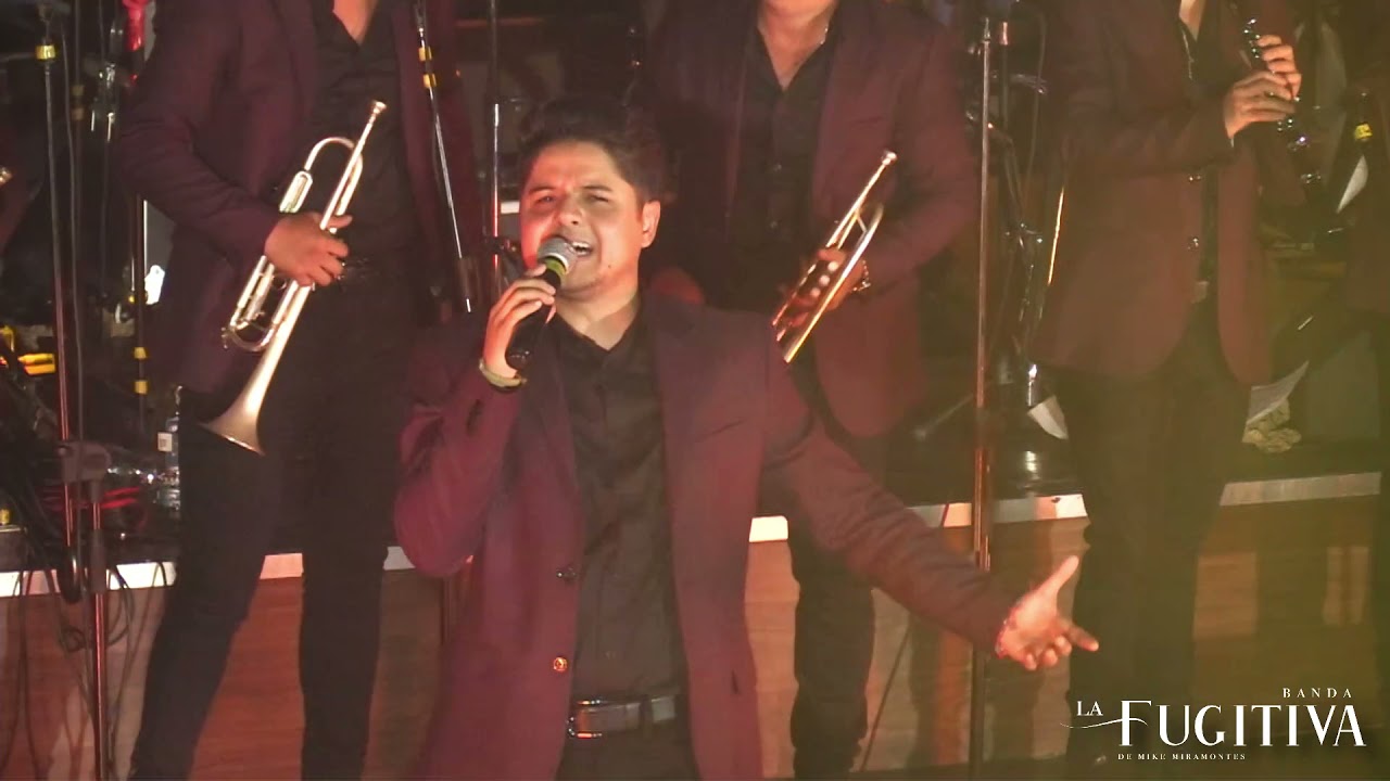 Se Va Acordar De Mi - Banda La Fugitiva De Mike Miramontes (Las Que Te Sabes En Vivo)