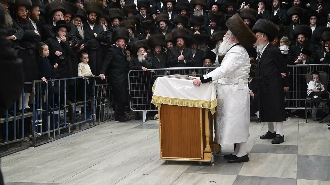 שמחת בית השואבה והקפות שניות בחצה