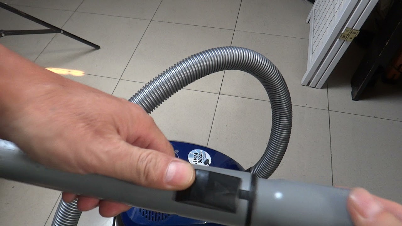 211021 BOSCH Vacuum Cleaner GL-20