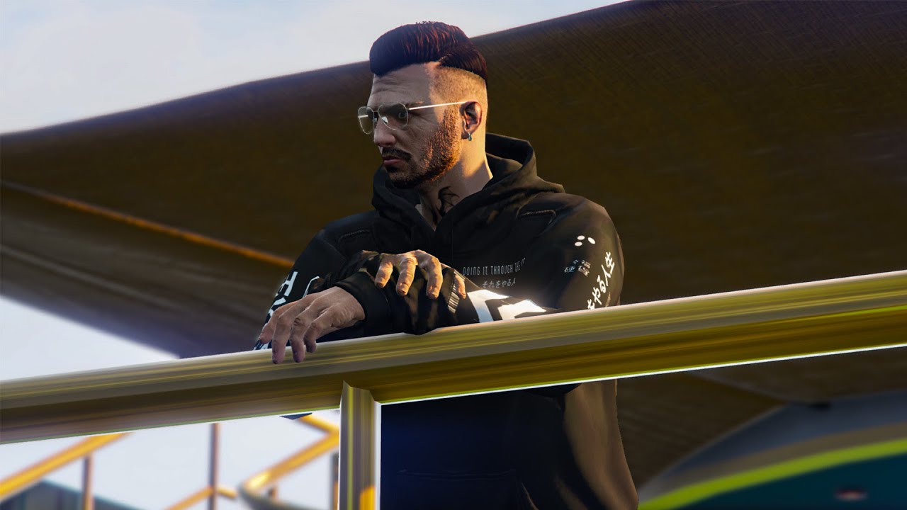 GTA V Online | LIVING THE SUPERYACHT LIFE MISSION STRAND!