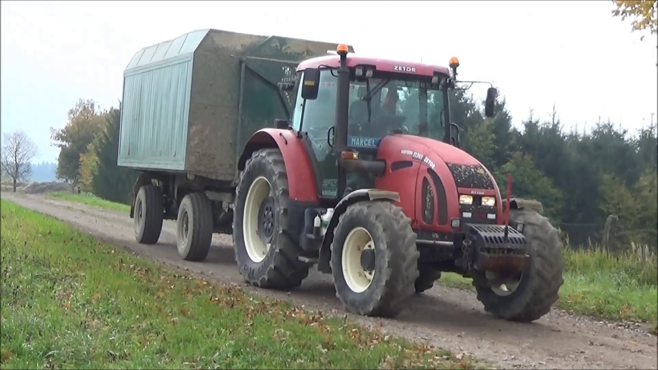 Siláže 2017-Claas Jaguar 850 2x trambus-Zetor Forterra a New Holland