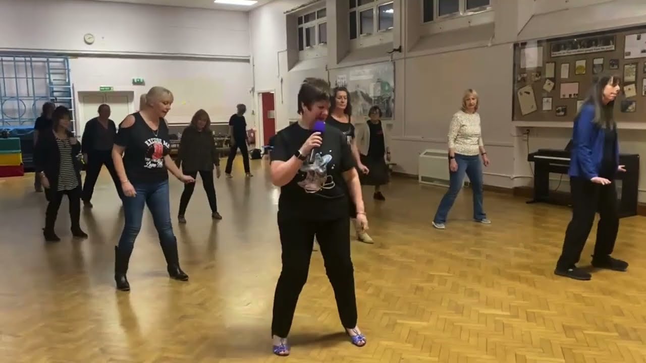 A LITTLE MORE AND MORE - LINE DANCE