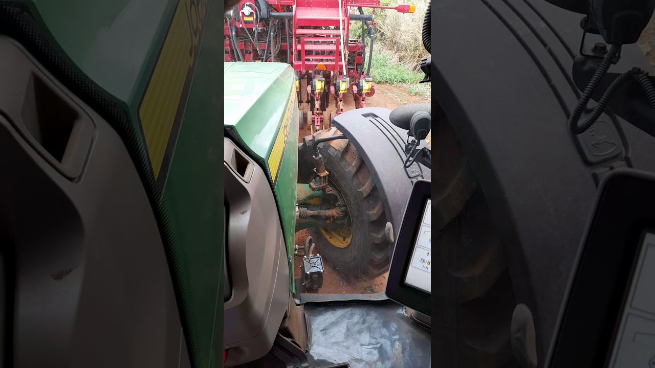 calibração do sensor do ângulo da roda é válvula do piloto automático 8260R john deere