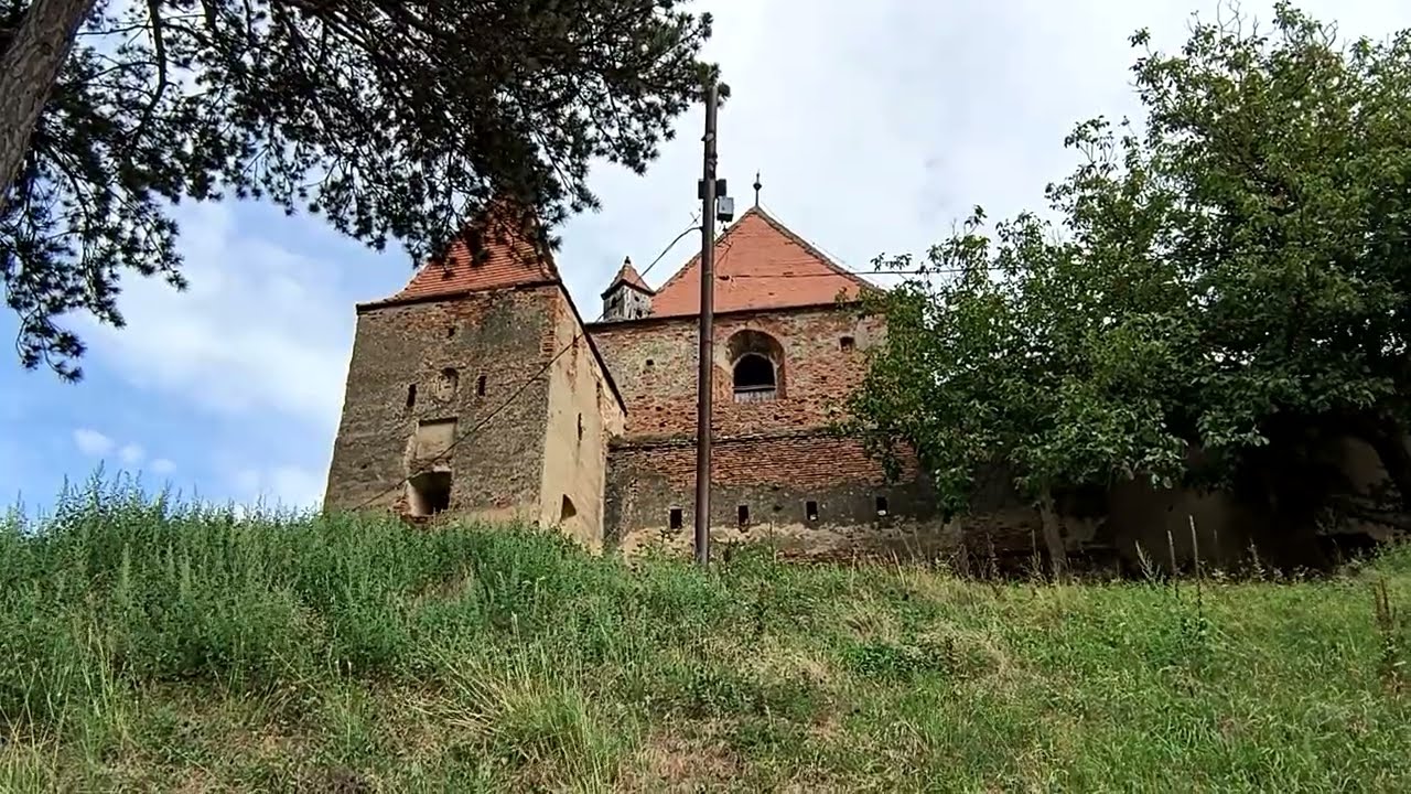 Экскурсия по замку XIV века Слимник (Штольценбург) — Замки Трансильвании