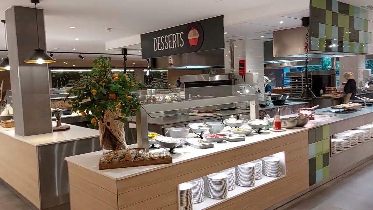 Breakfast @ L´Azure (Lloret de Mar)