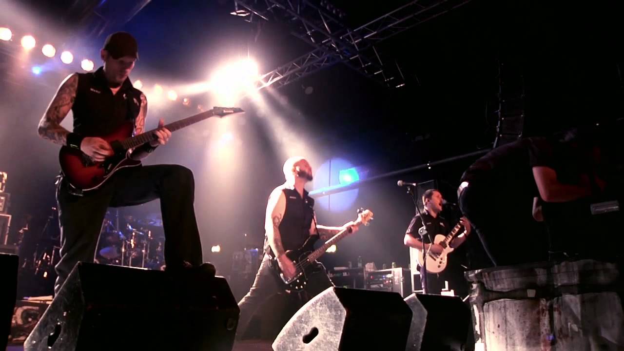 CALIBAN - Walk Like The Dead (Live)