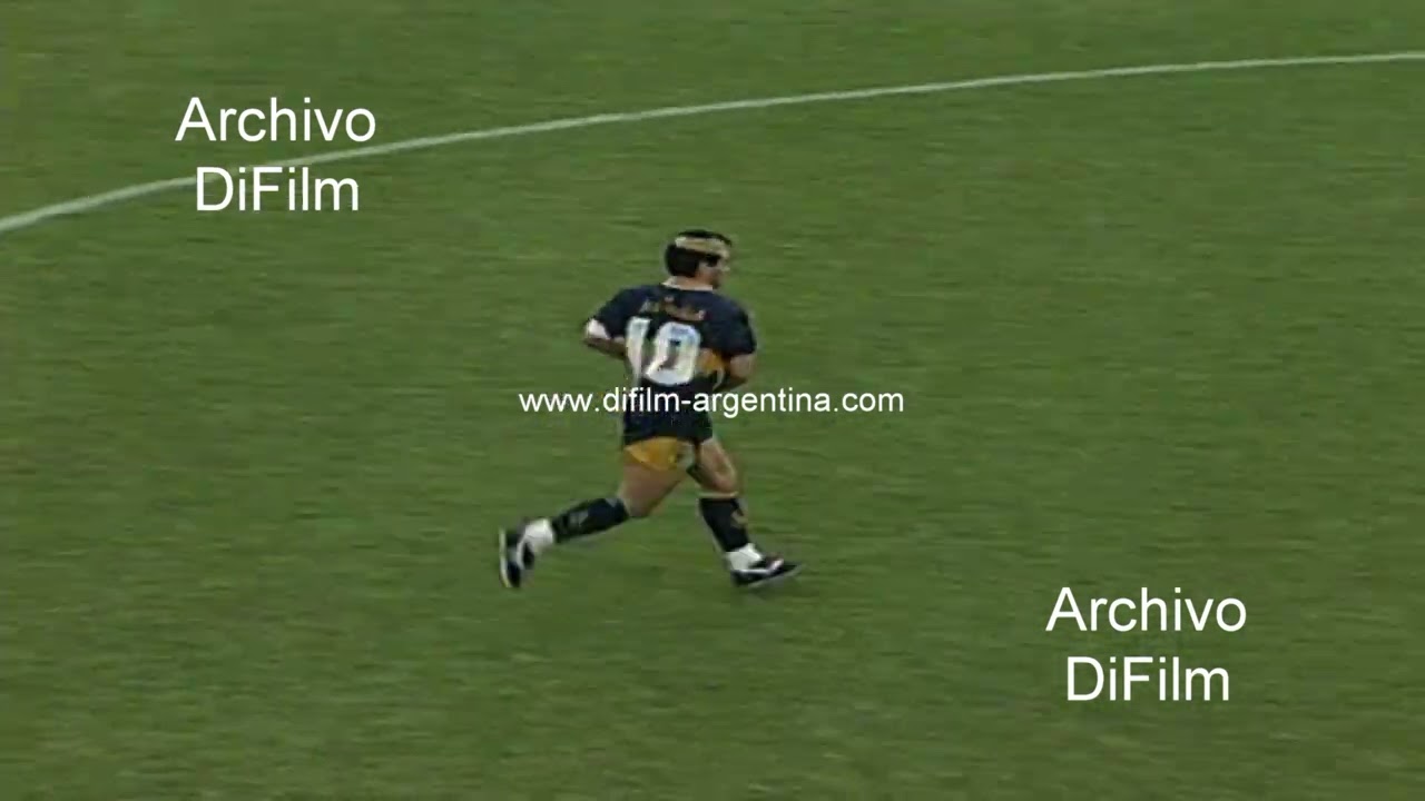 Boca Juniors vs Racing Club - Gol de Maradona de tiro penal 1995