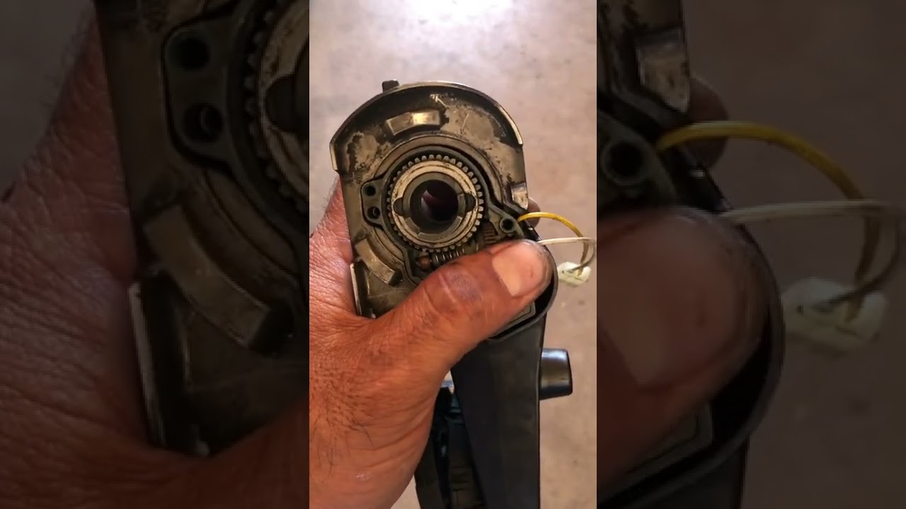2005 Cayenne S Mirror not Folding