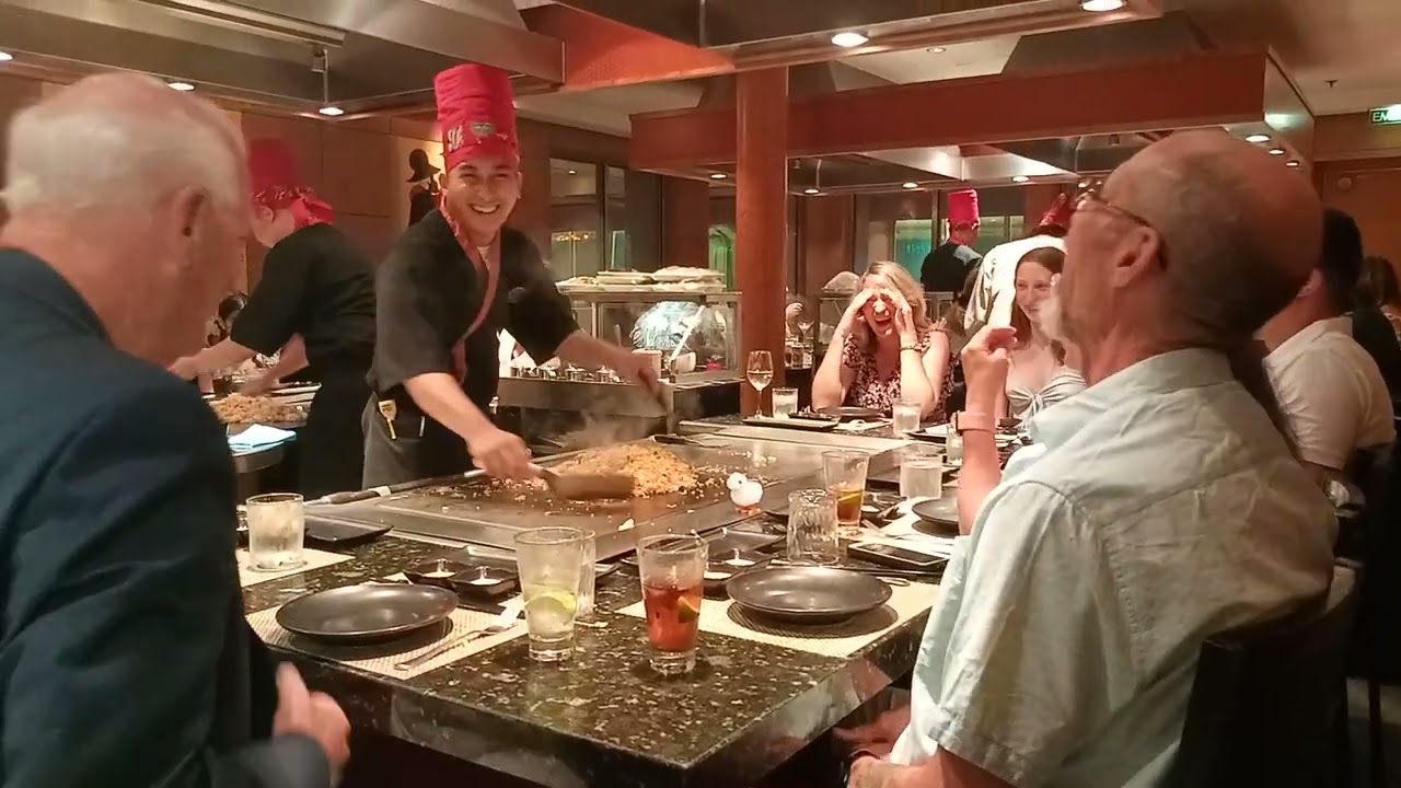 teppanyaki show @ norwegian pearl👌