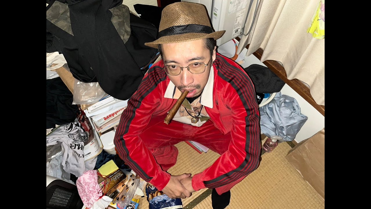 チビル松村と年末振り返り生配信。トシおしゃれに大変身