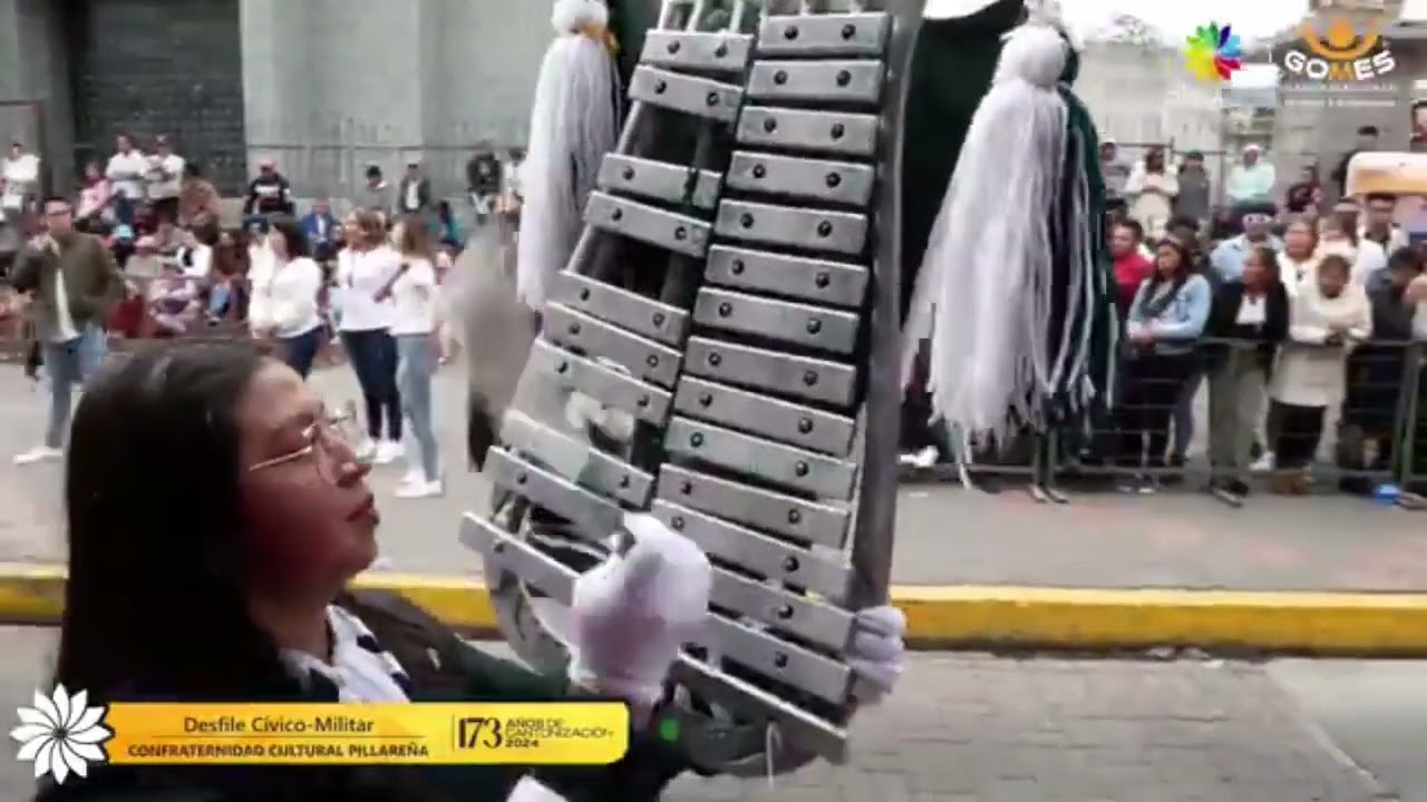 Participación de la Banda de Gala de la U. E. Jorge Alvarez en el desfile Cívico de Píllaro 2024