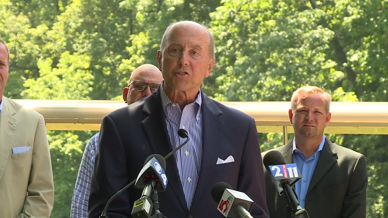 Busch family to know manages Grant's Farm